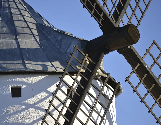 Los Molinos de Viento de Campo de Criptana​