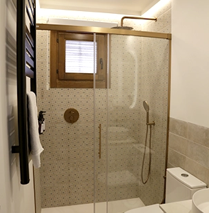 Casa rural El Ardite. Baño completo